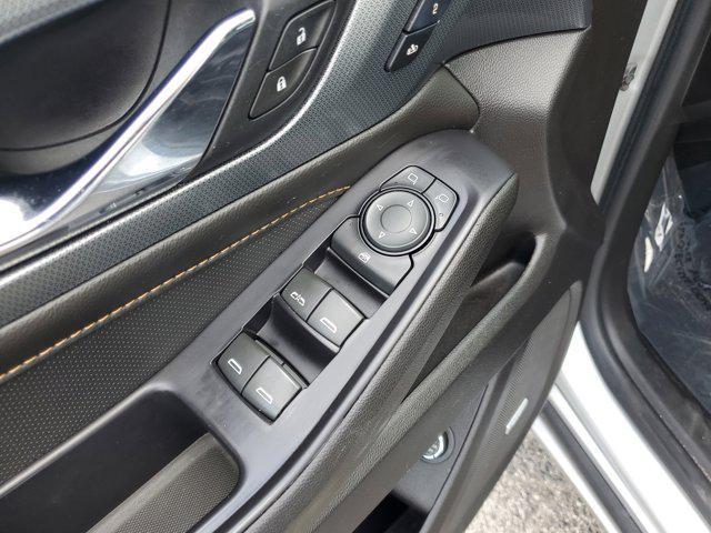 used 2018 Chevrolet Traverse car, priced at $21,316
