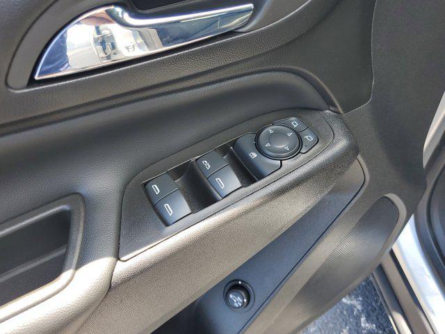 used 2022 Chevrolet Equinox car, priced at $18,893