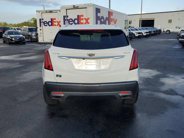 used 2022 Cadillac XT5 car, priced at $28,286