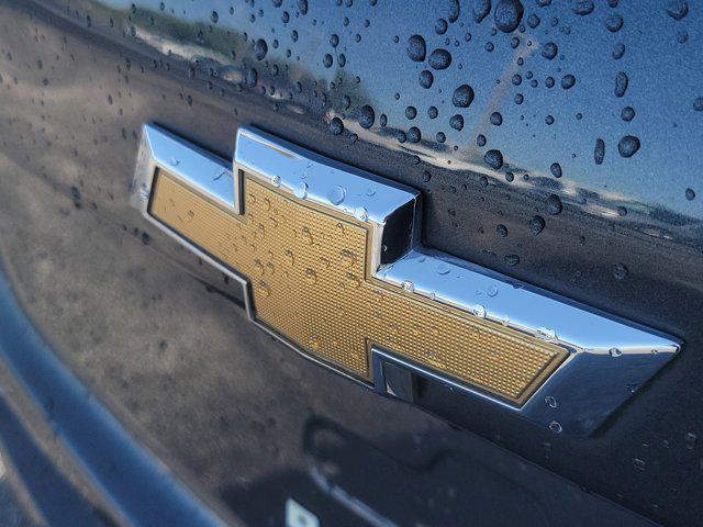 used 2022 Chevrolet Equinox car, priced at $17,127