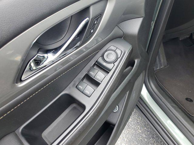 used 2023 Chevrolet Traverse car, priced at $27,450