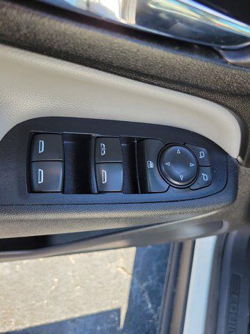 used 2020 Chevrolet Equinox car, priced at $13,821