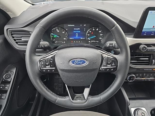 used 2022 Ford Escape car, priced at $25,172