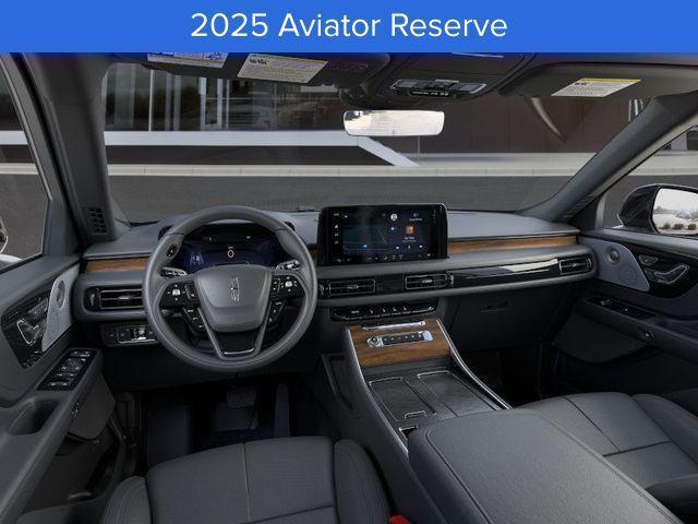new 2025 Lincoln Aviator car, priced at $80,733