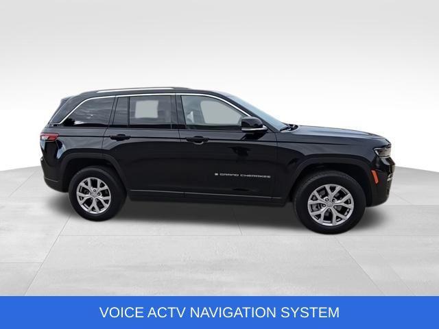 used 2022 Jeep Grand Cherokee car, priced at $30,266
