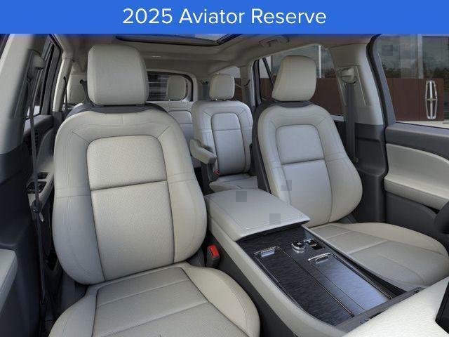 new 2025 Lincoln Aviator car, priced at $71,620