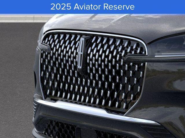 new 2025 Lincoln Aviator car, priced at $71,620