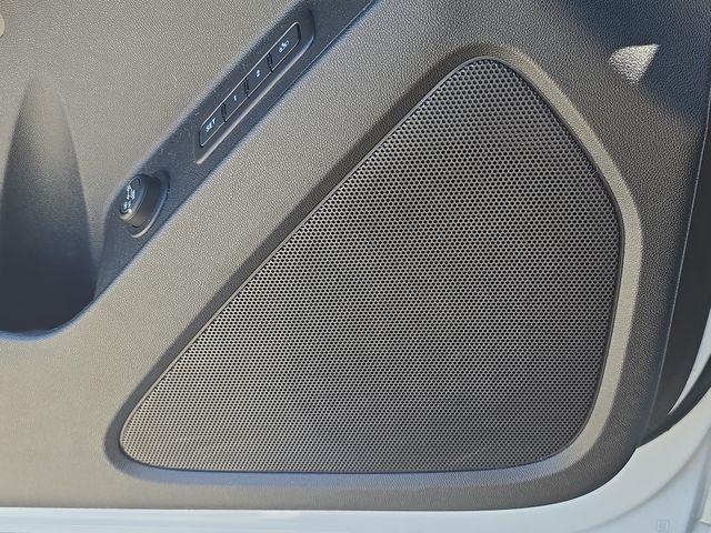 used 2021 Chevrolet Equinox car, priced at $19,672