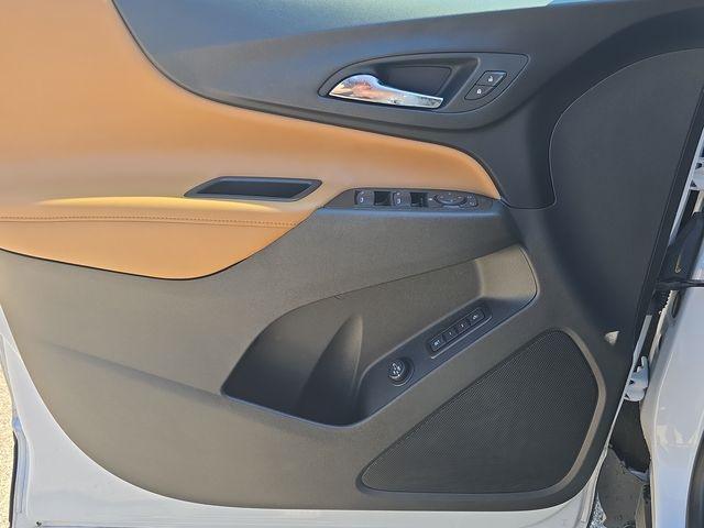 used 2021 Chevrolet Equinox car, priced at $19,672