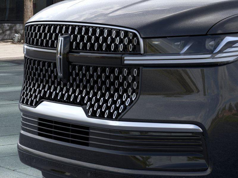 new 2025 Lincoln Navigator car, priced at $105,930