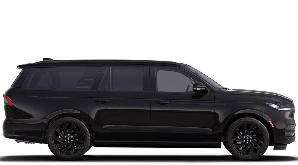 new 2025 Lincoln Navigator car, priced at $109,430