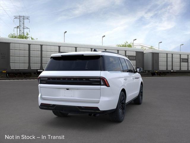 new 2025 Lincoln Navigator car, priced at $109,060