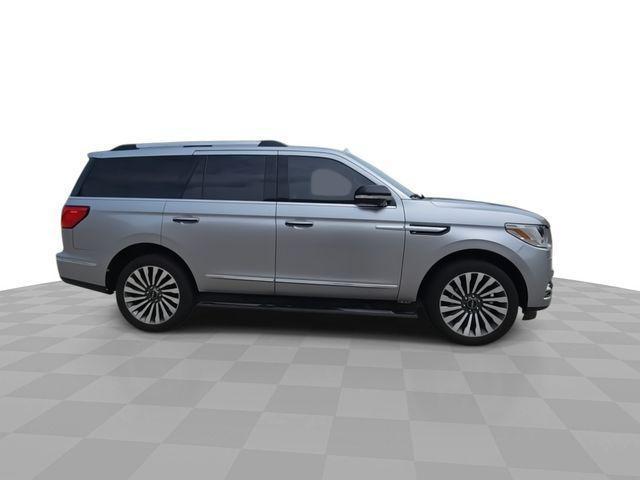 used 2021 Lincoln Navigator car, priced at $43,108