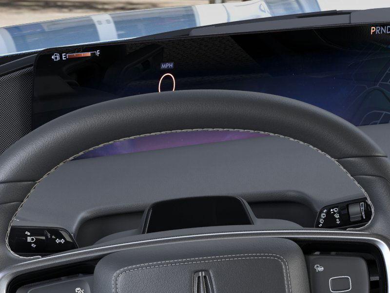 new 2025 Lincoln Navigator car, priced at $105,925