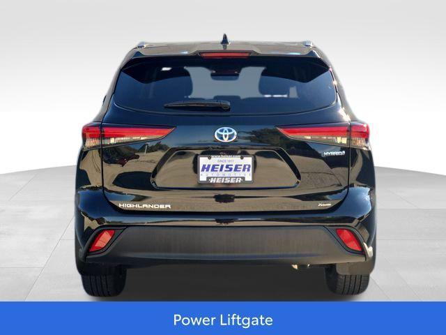 used 2021 Toyota Highlander Hybrid car, priced at $35,818
