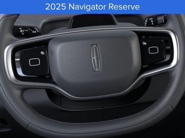 new 2025 Lincoln Navigator car, priced at $102,940