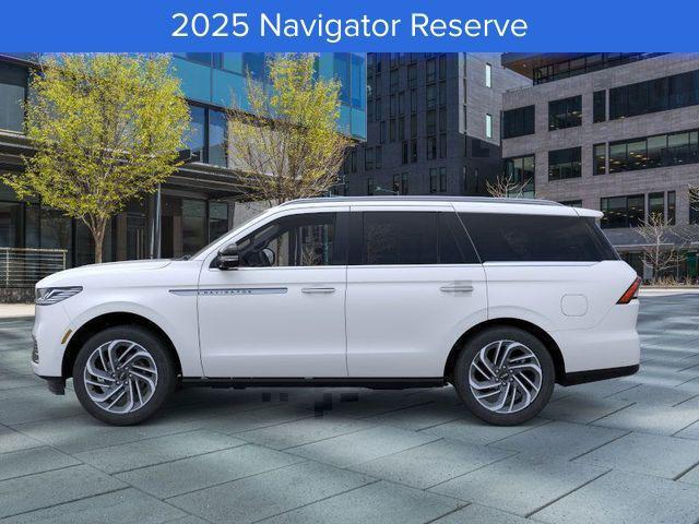 new 2025 Lincoln Navigator car, priced at $102,940