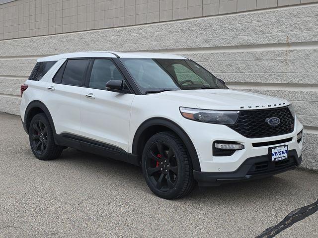 used 2022 Ford Explorer car, priced at $35,000