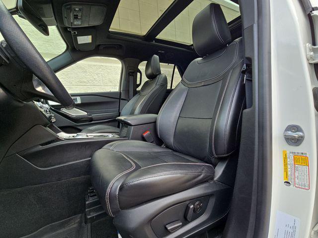used 2022 Ford Explorer car, priced at $35,000