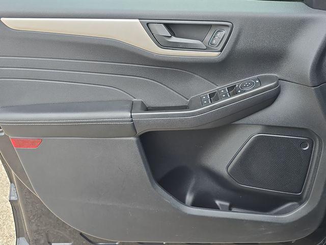 used 2022 Ford Escape car, priced at $20,374