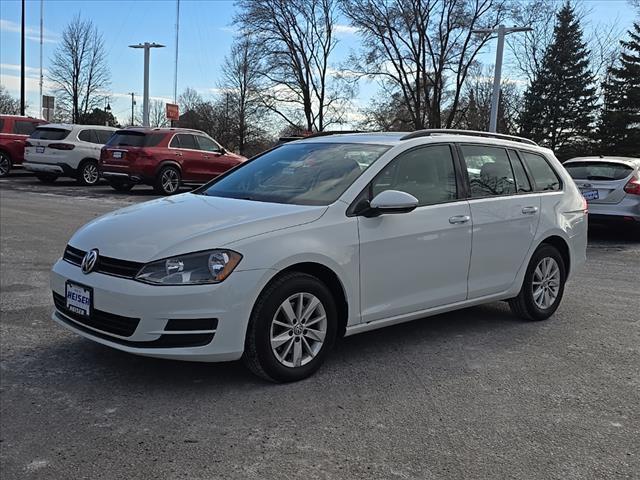 used 2015 Volkswagen Golf SportWagen car, priced at $14,226