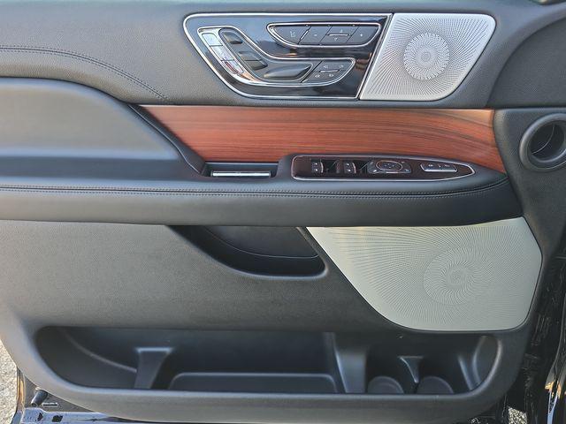 used 2020 Lincoln Navigator car, priced at $40,685