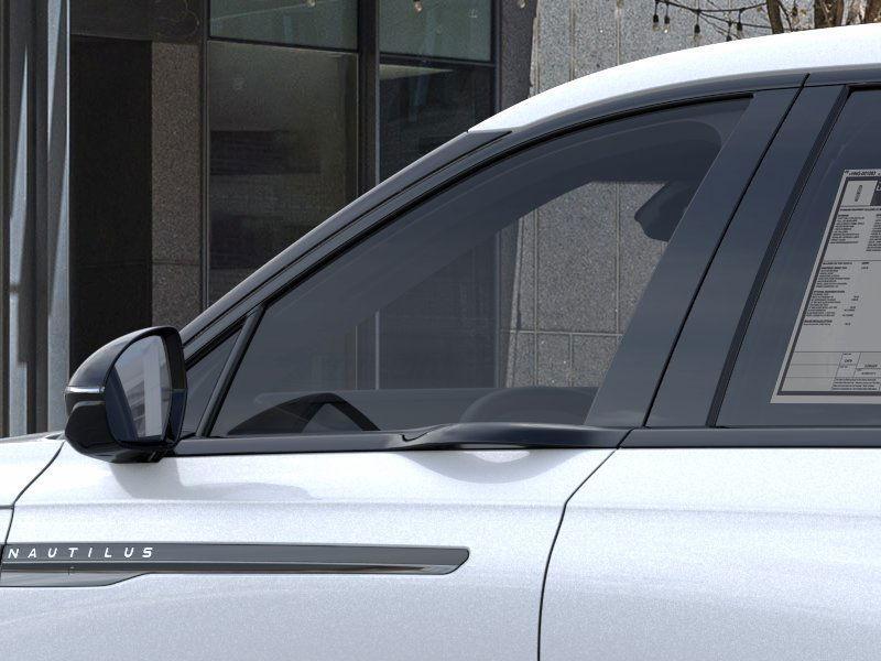 new 2025 Lincoln Nautilus car, priced at $59,215