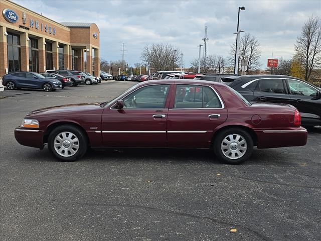 used 2005 Mercury Grand Marquis car, priced at $7,350