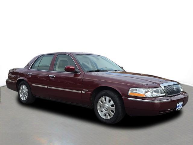 used 2005 Mercury Grand Marquis car, priced at $7,350