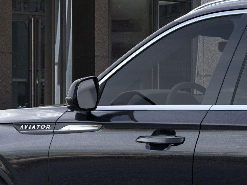 new 2025 Lincoln Aviator car, priced at $73,700