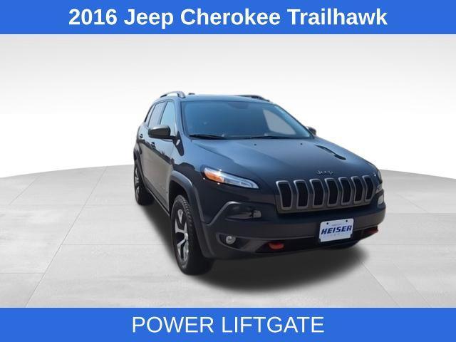 used 2016 Jeep Cherokee car, priced at $5,999