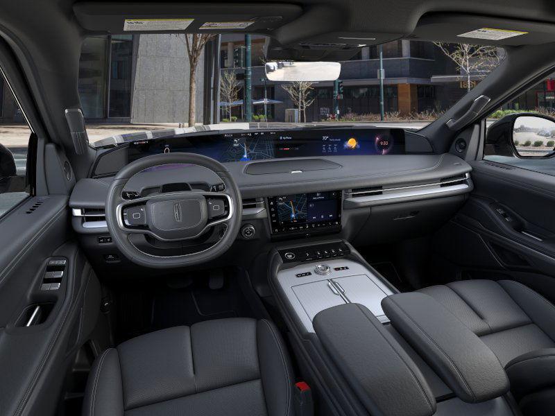 new 2025 Lincoln Navigator car, priced at $104,690