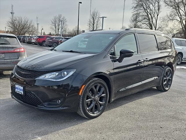 used 2020 Chrysler Pacifica car, priced at $21,477