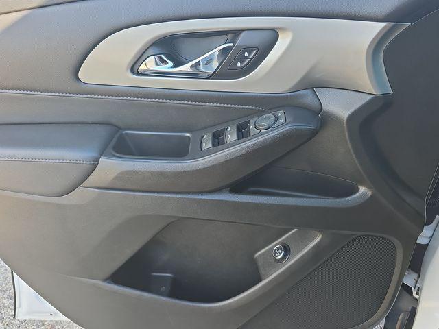 used 2022 Chevrolet Traverse car, priced at $25,125