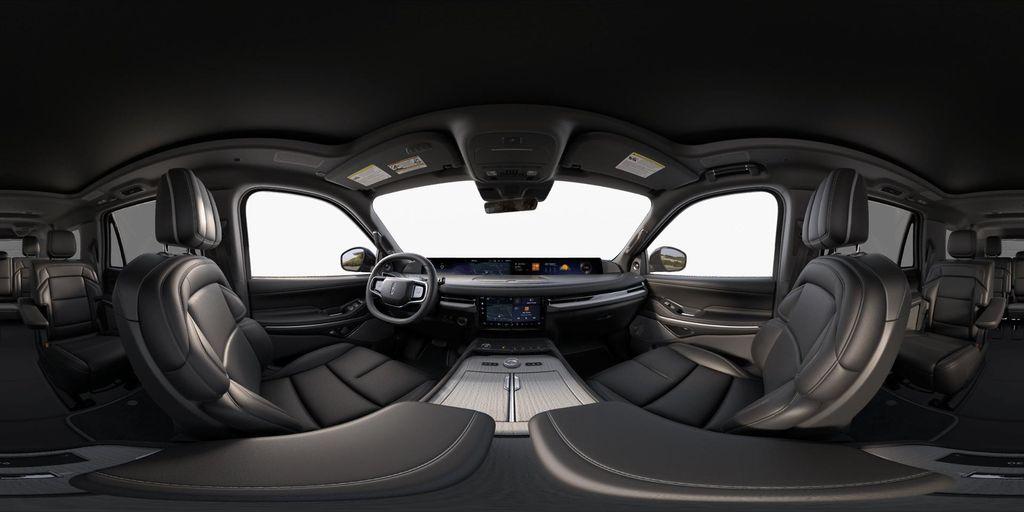 new 2025 Lincoln Navigator car, priced at $105,580