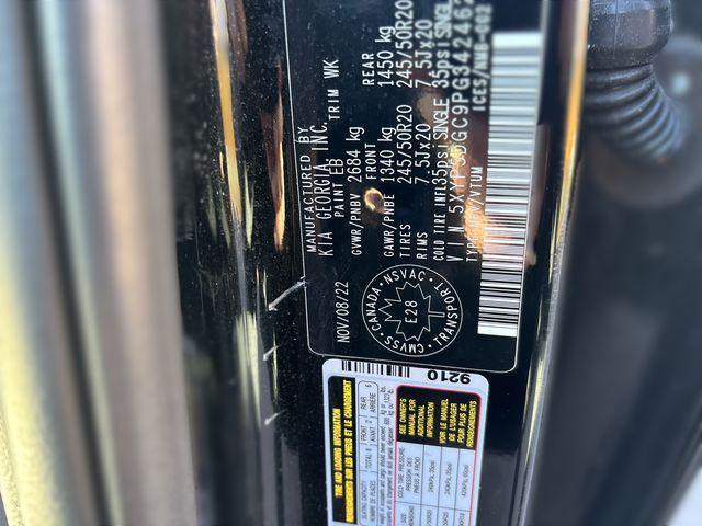 used 2023 Kia Telluride car, priced at $37,749