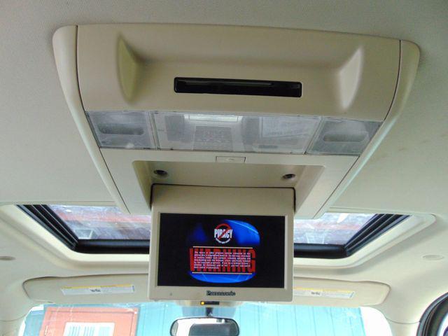 used 2011 Cadillac Escalade ESV car, priced at $14,995