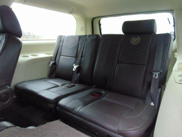 used 2011 Cadillac Escalade ESV car, priced at $14,995