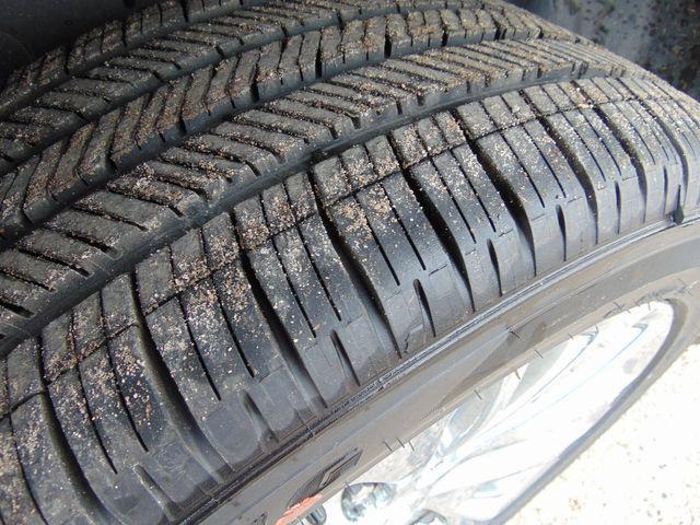 used 2011 Cadillac Escalade ESV car, priced at $14,995