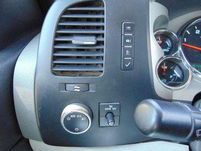used 2013 Chevrolet Silverado 2500 car, priced at $18,995