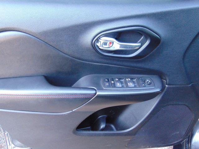 used 2021 Jeep Cherokee car, priced at $20,995