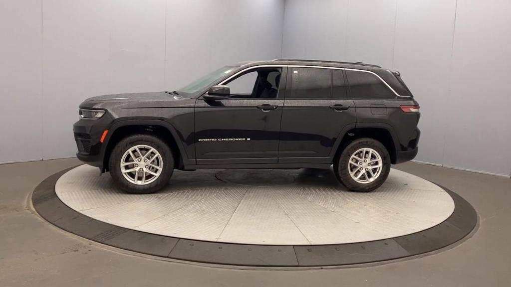 new 2025 Jeep Grand Cherokee car, priced at $42,470