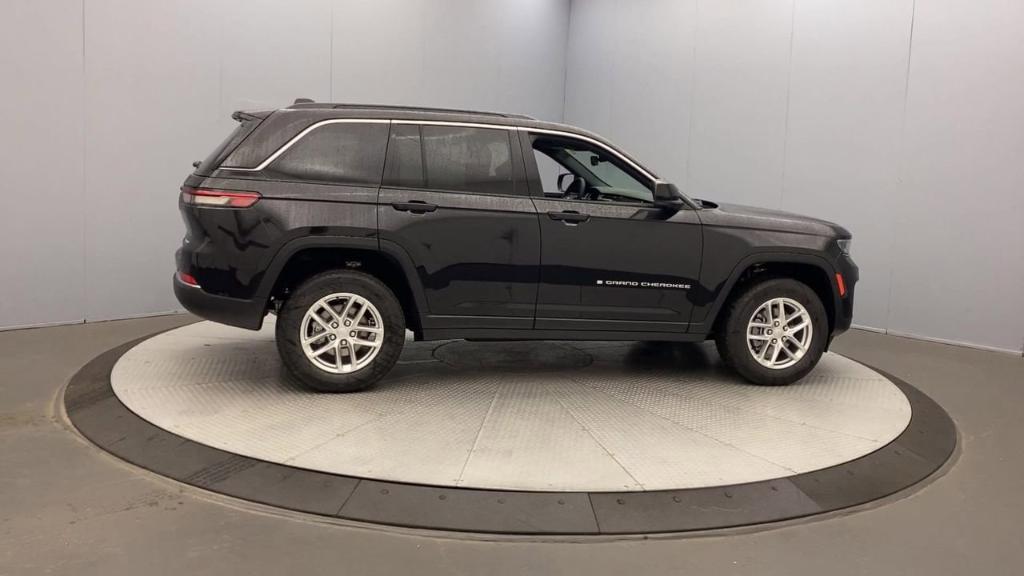 new 2025 Jeep Grand Cherokee car, priced at $42,470