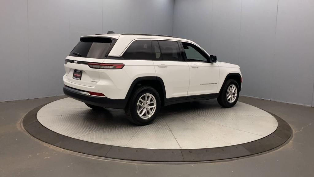 new 2025 Jeep Grand Cherokee car, priced at $36,249