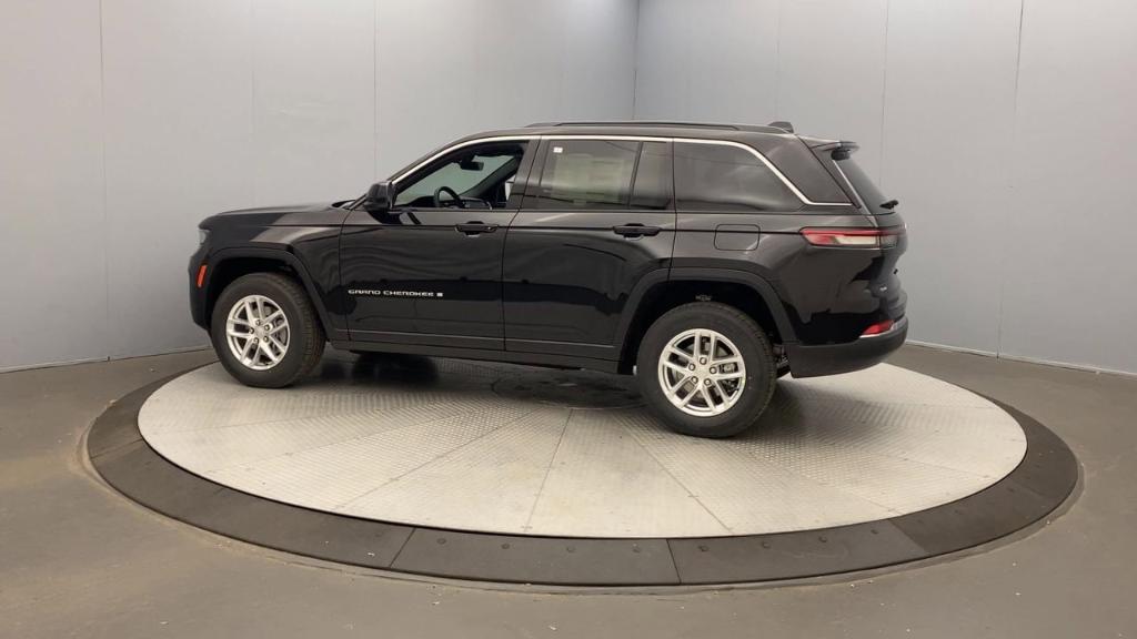 new 2025 Jeep Grand Cherokee car, priced at $42,470