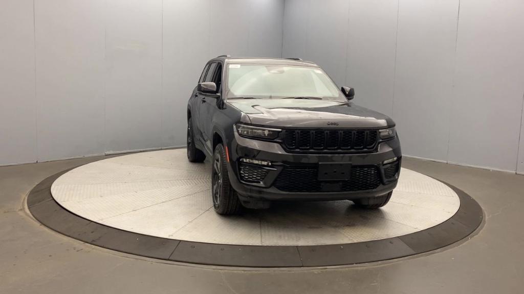 new 2025 Jeep Grand Cherokee car, priced at $51,035