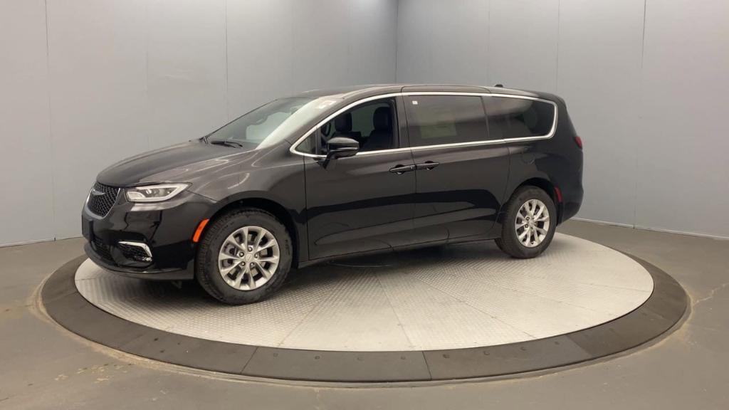 new 2026 Chrysler Pacifica car, priced at $45,390