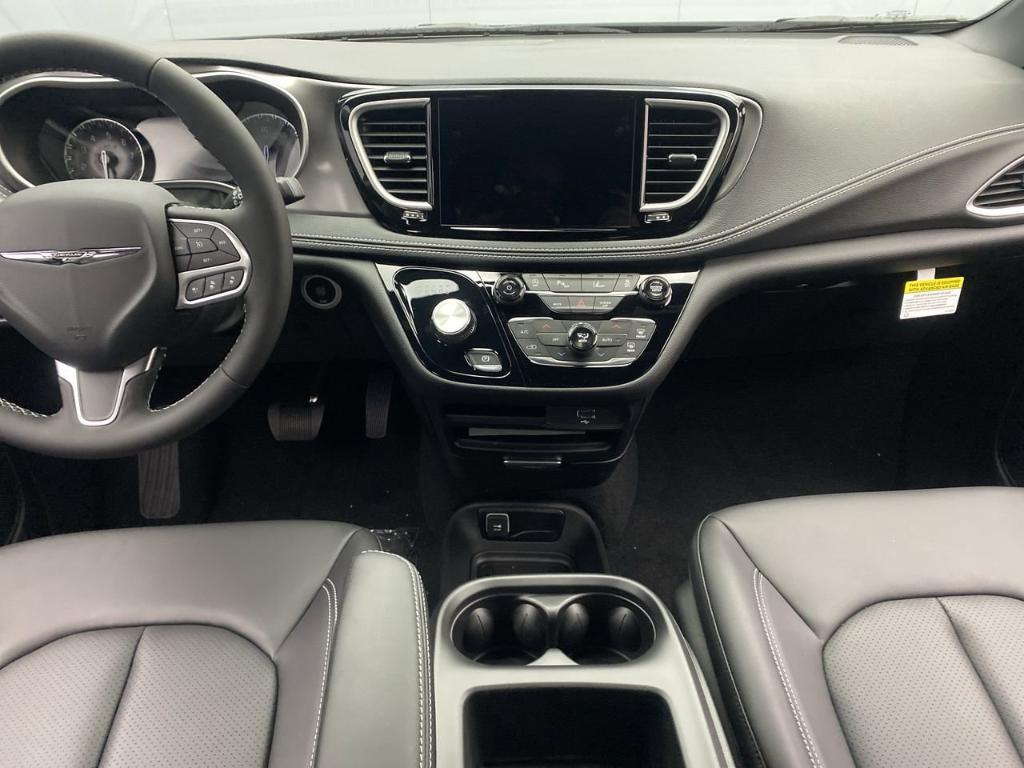 new 2026 Chrysler Pacifica car, priced at $45,390