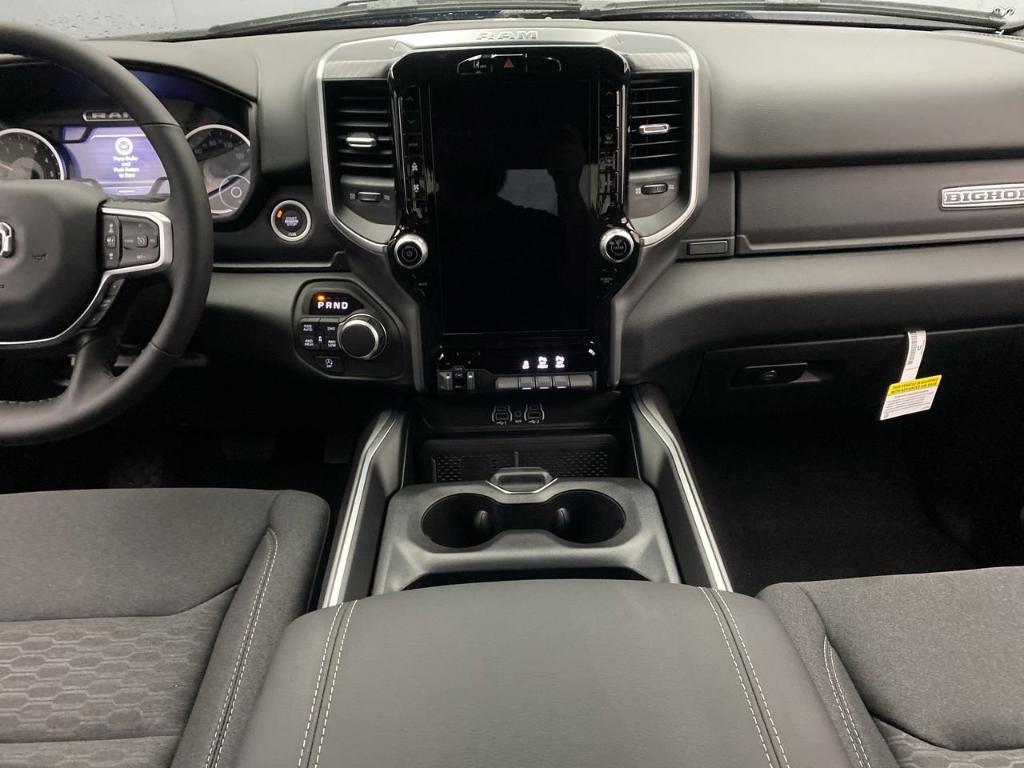 new 2025 Ram 1500 car, priced at $52,092
