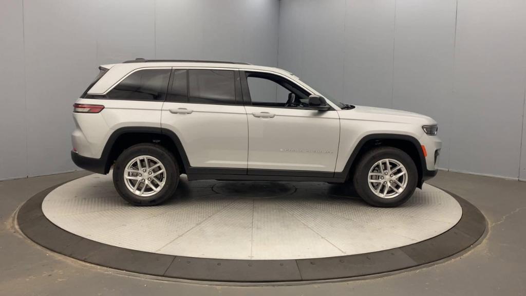 new 2025 Jeep Grand Cherokee car, priced at $41,920